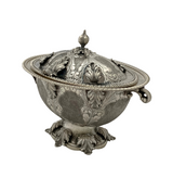 FINE ITALIAN 925 STERLING SILVER HANDMADE LEAF APPLIQUE CHASED ORNATE ESROG BOX