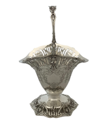 ANTIQUE AMERICAN 925 STERLING SILVER HANDMADE FLORAL CHASED BASKET CENTERPIECE