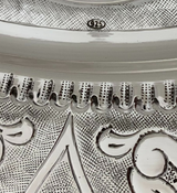 FINE 925 STERLING SILVER HANDMADE CHASED LEAF APPLIQUE ORNATE 3 LEG SEDER PLATE