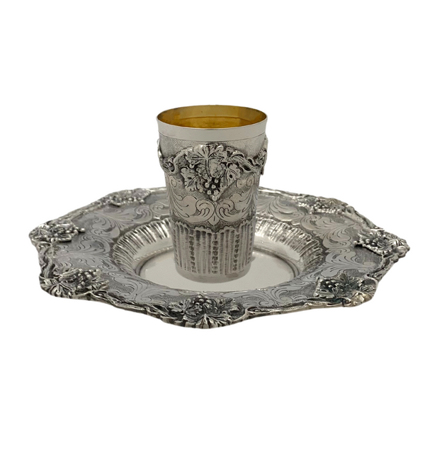 FINE 925 STERLING SILVER HANDMADE LEAF GRAPE CHASED SWIRL ORNATE CUP & TRAY
