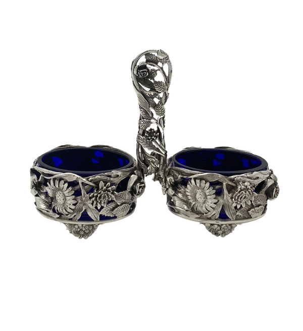 FINE ITALY 925 STERLING SILVER HANDMADE HEAVY FLORAL REPOUSSE DOUBLE SALT HOLDER