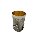 FINE ITALIAN 925 STERLING SILVER HANDMADE LEAF APPLIQUE CHASED SWIRL CUP & TRAY