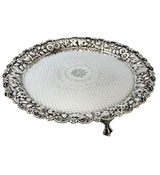 ANTIQUE HENNEGAN BATES & CO 925 STERLING SILVER HANDMADE REPOUSSE 3 LEG SALVER