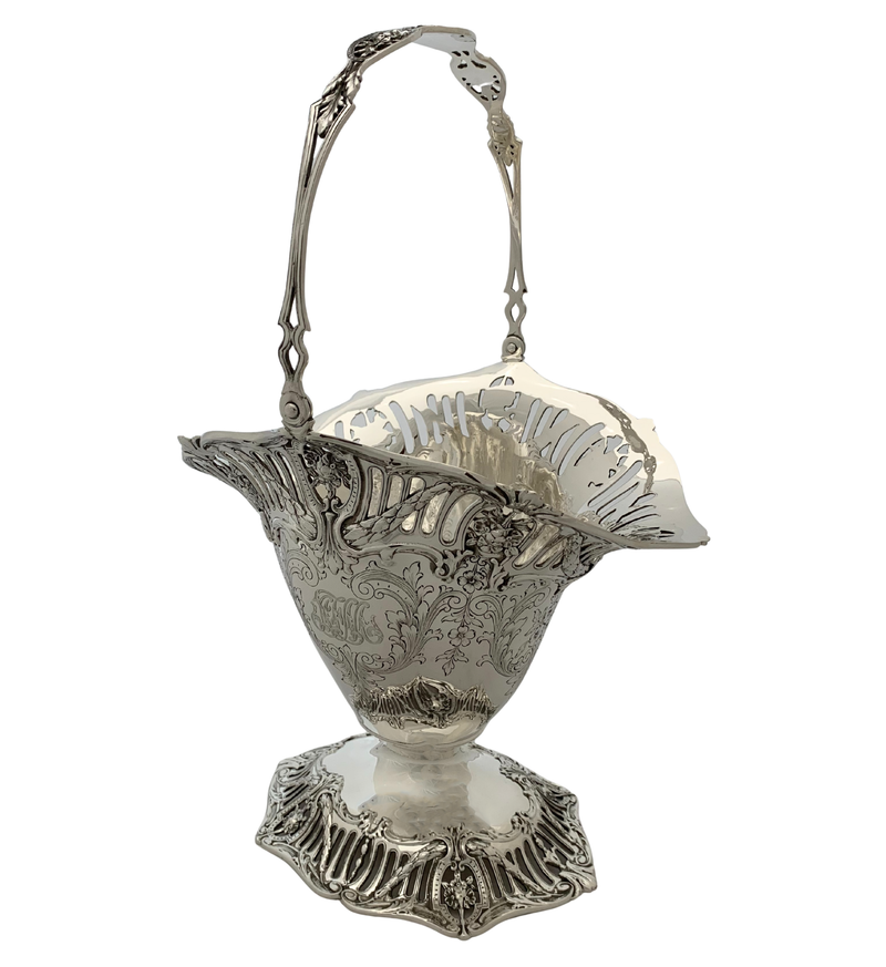 ANTIQUE AMERICAN 925 STERLING SILVER HANDMADE FLORAL CHASED BASKET CENTERPIECE
