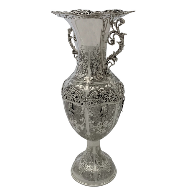 925 STERLING SILVER HANDMADE CHASED LEAF APPLIQUE ORNATE FLOWER VASE & HANDLES