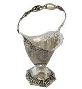 ANTIQUE AMERICAN 925 STERLING SILVER HANDMADE FLORAL CHASED BASKET CENTERPIECE