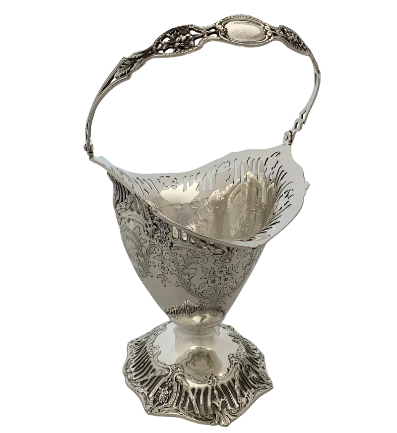 ANTIQUE AMERICAN 925 STERLING SILVER HANDMADE FLORAL CHASED BASKET CENTERPIECE