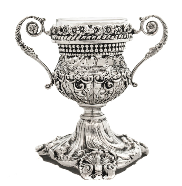 FINE 925 STERLING SILVER CHASED LEAF ORNATE PEDESTAL SALT HOLDER W/T HANDLES