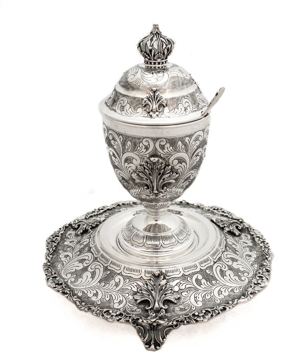 925 STERLING SILVER CHASED LEAF DESIGN & LEAF APPLIQUE HONEY DISH & FOOTED TRAY